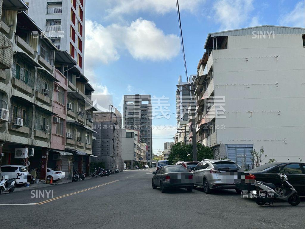 近蓮池潭陽明交大土地房屋室內格局與周邊環境