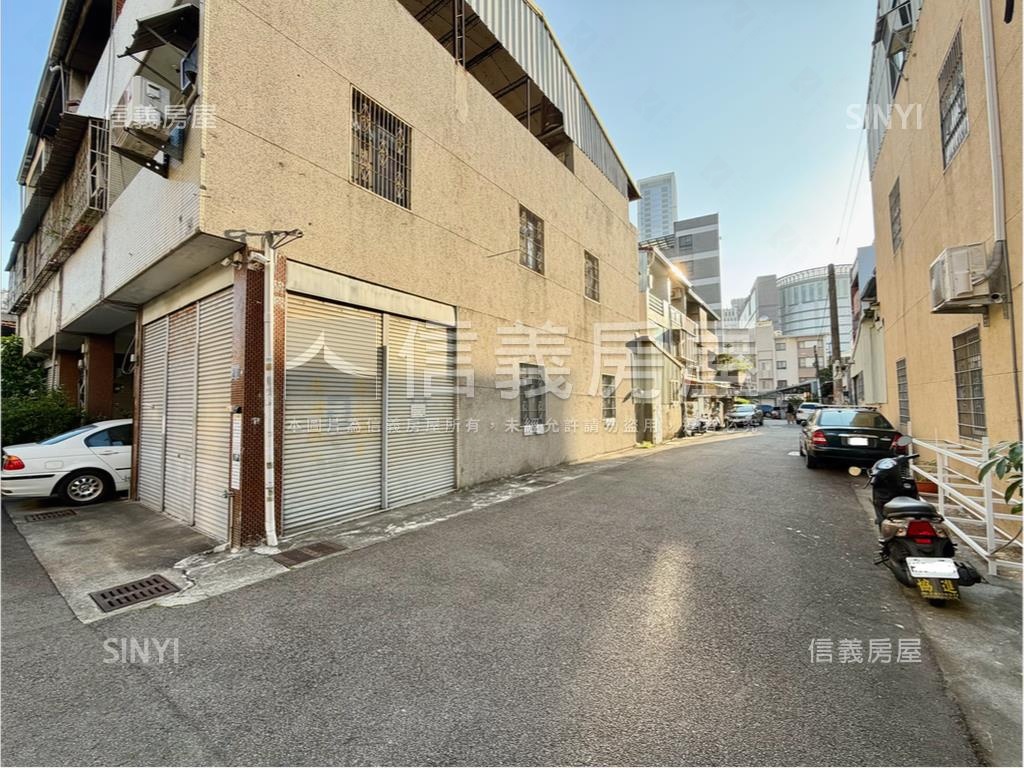 近新光遠百活路透天房屋室內格局與周邊環境