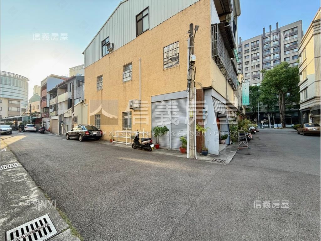 近新光遠百活路透天房屋室內格局與周邊環境