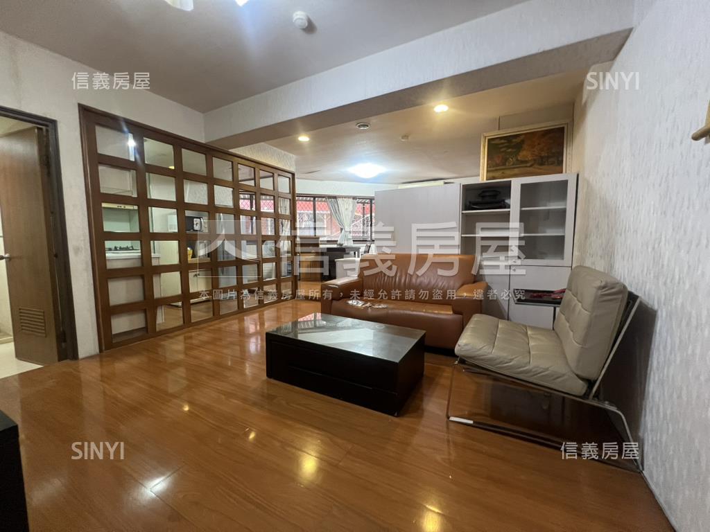 南京吉祥朝南電梯華廈房屋室內格局與周邊環境