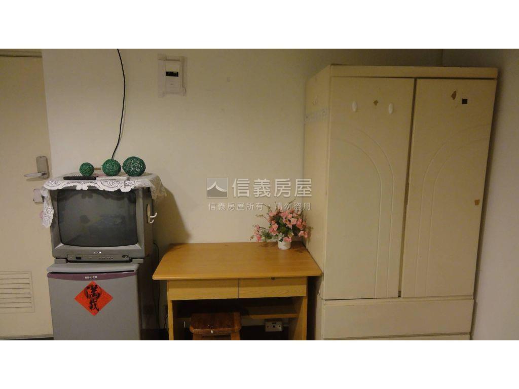 板南線捷運收租寶房屋室內格局與周邊環境