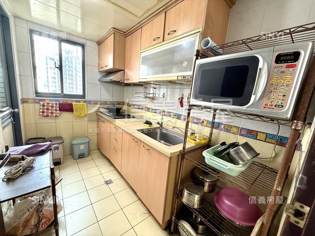 ⭐榮耀歐洲發財樓三房車位房屋室內格局與周邊環境