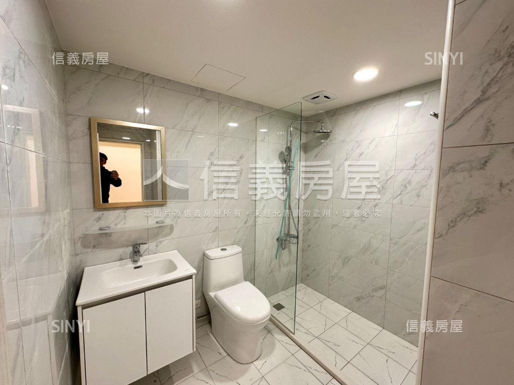 民生名人朝外低總管理三房房屋室內格局與周邊環境