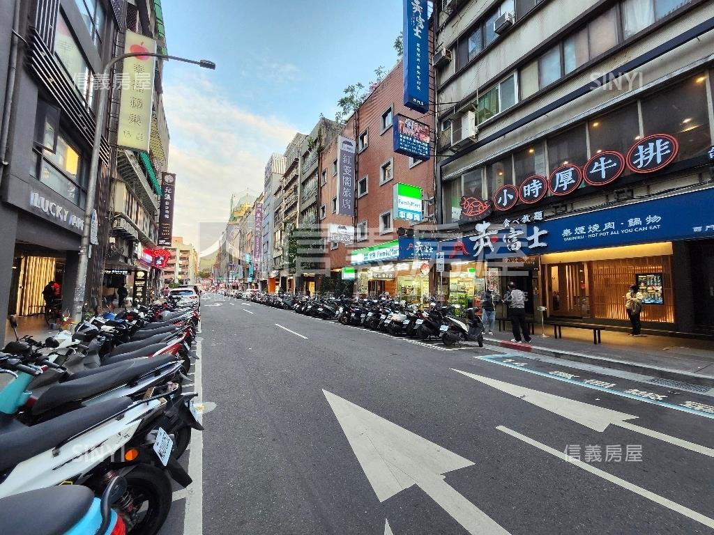 峨眉大樓電梯套房房屋室內格局與周邊環境