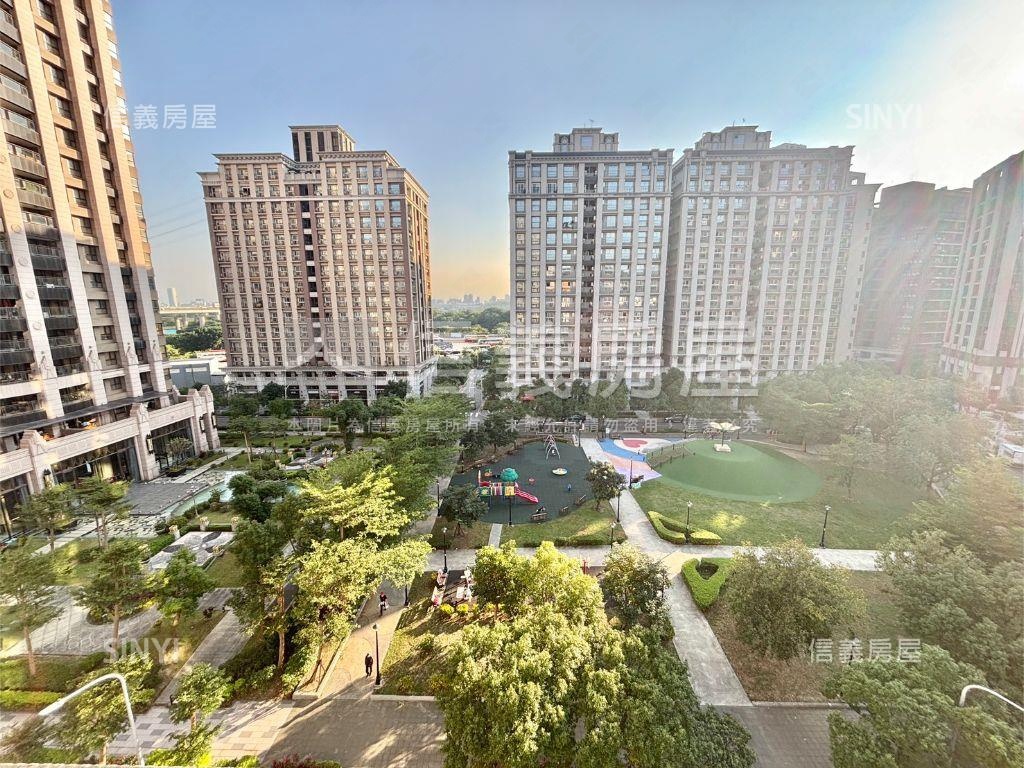 專任伯爵公園景觀三房車位房屋室內格局與周邊環境