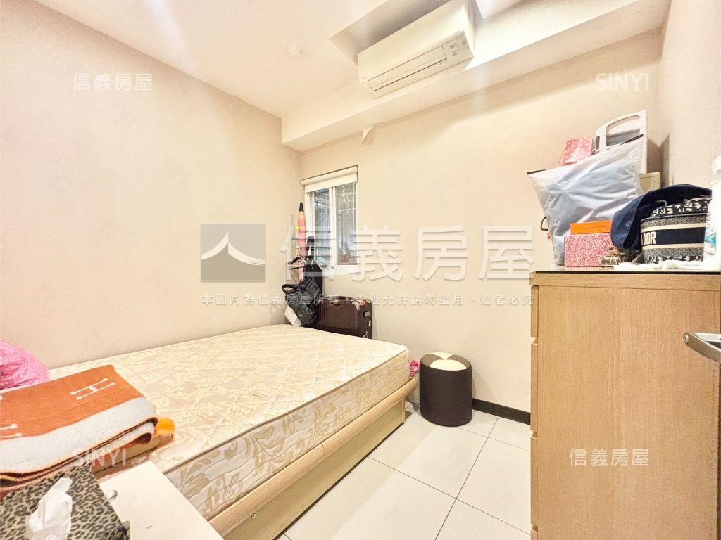 專任伯爵公園景觀三房車位房屋室內格局與周邊環境