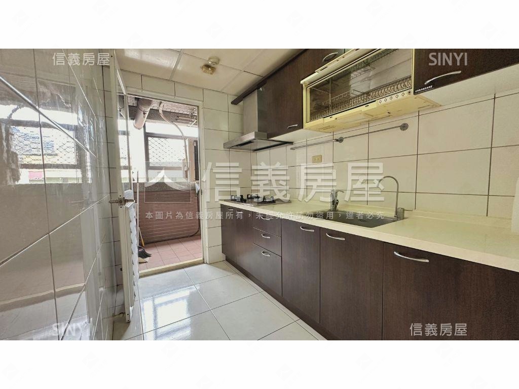 首選！西屯震後三房平車房屋室內格局與周邊環境