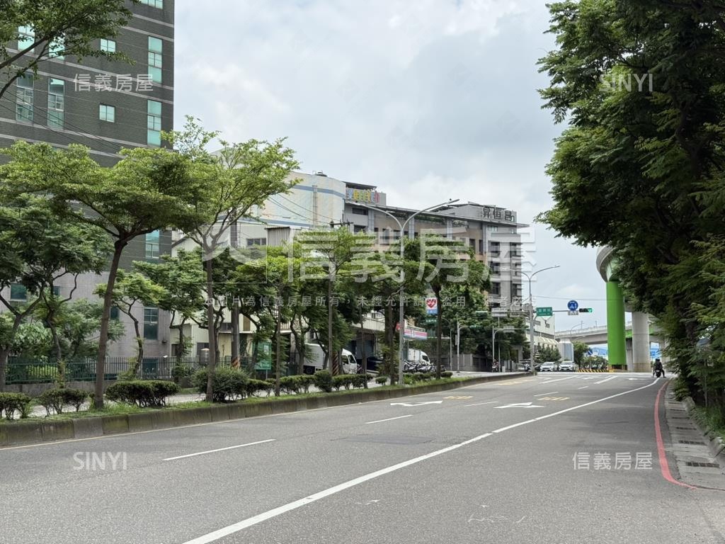 厚生寬敞空間挑高視野佳房屋室內格局與周邊環境