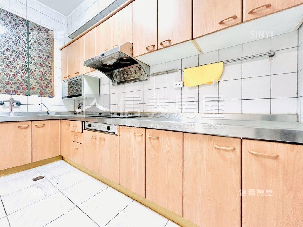 兩房一室大空間房屋室內格局與周邊環境