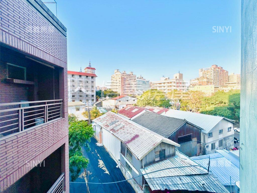 兩房一室大空間房屋室內格局與周邊環境