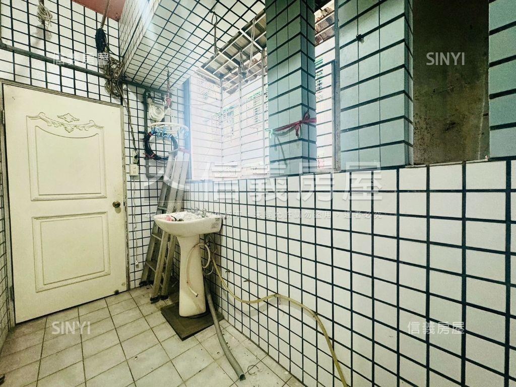 大唐江山甲區稀有美屋房屋室內格局與周邊環境