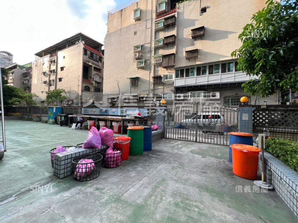 大唐江山甲區稀有美屋房屋室內格局與周邊環境