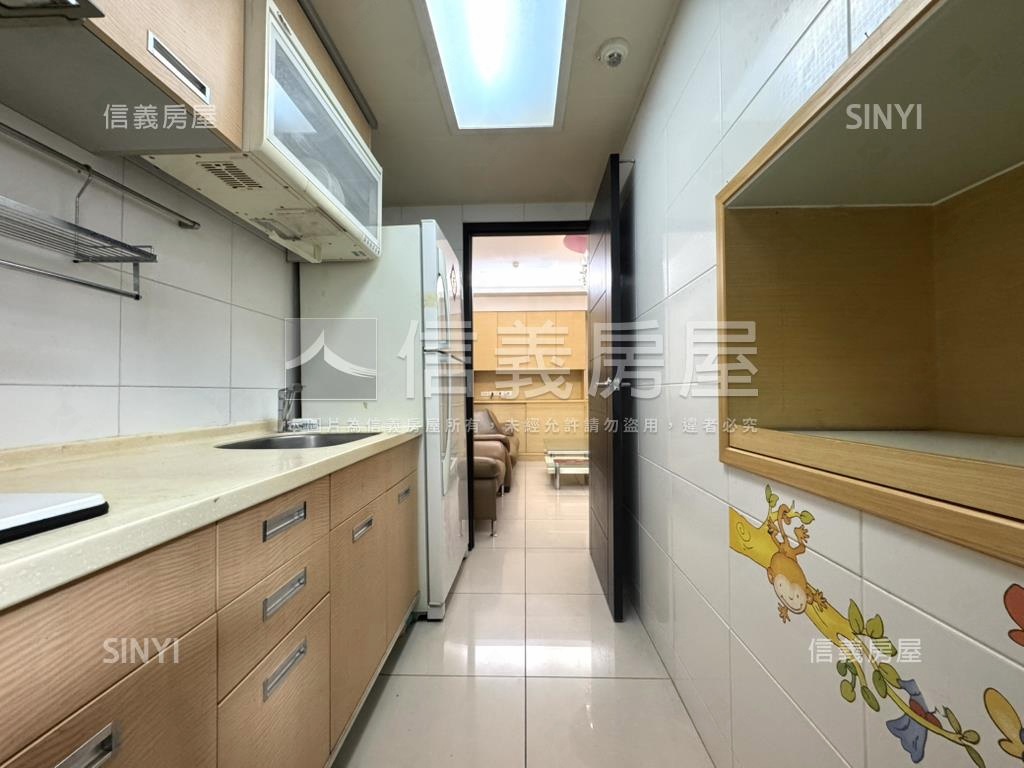 春城大砌兩房車位房屋室內格局與周邊環境