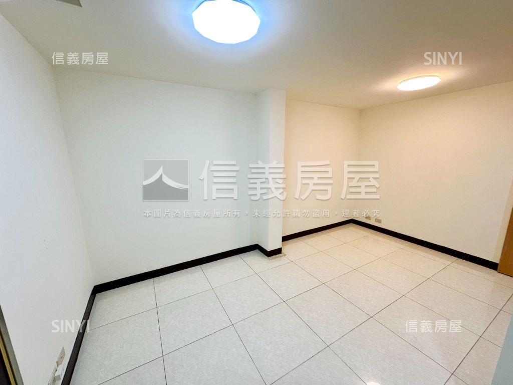 南港車站前小資首選宅房屋室內格局與周邊環境