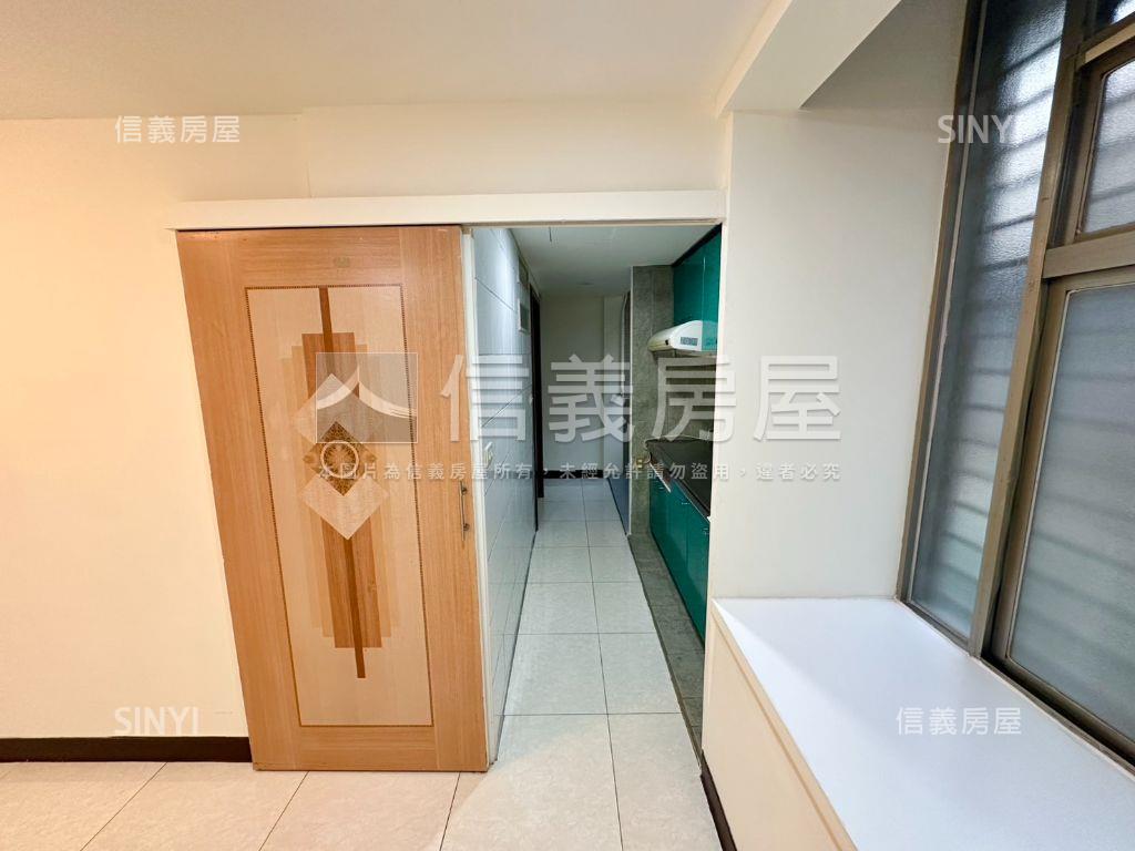 南港車站前小資首選宅房屋室內格局與周邊環境