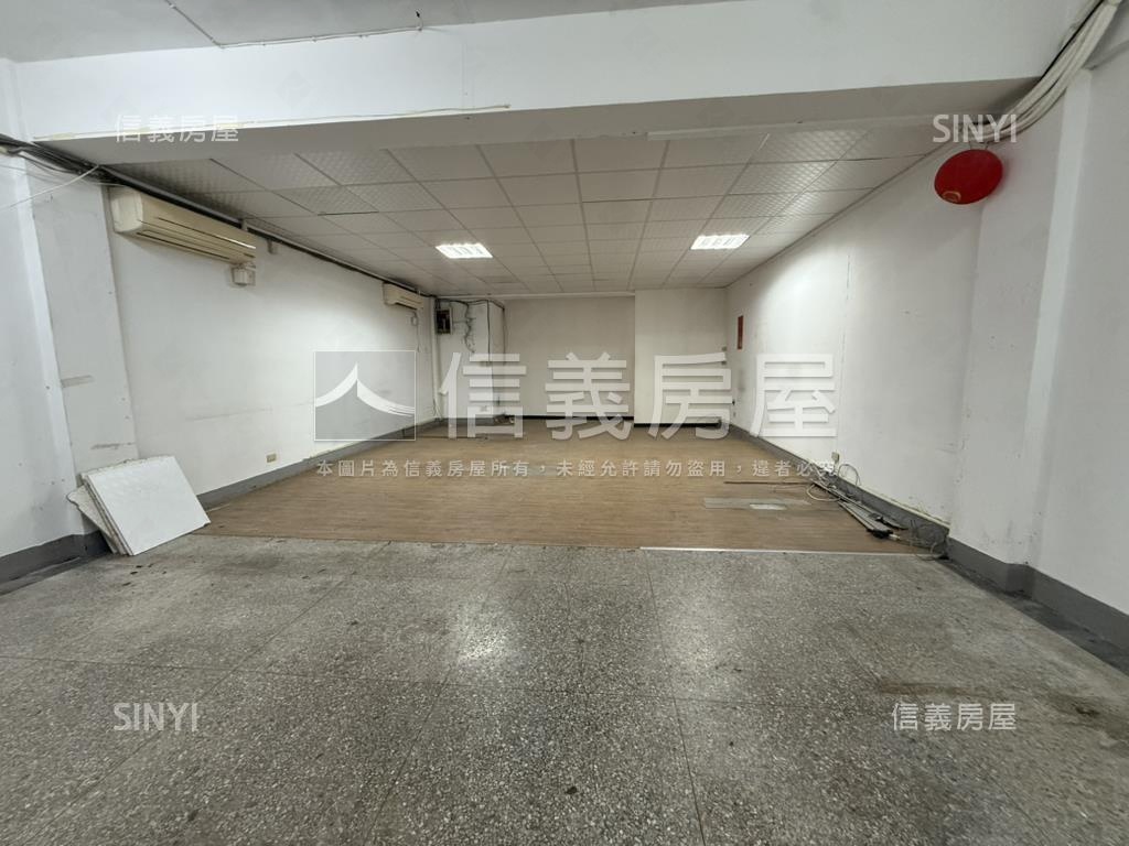 後站圓環商三面寬店面房屋室內格局與周邊環境