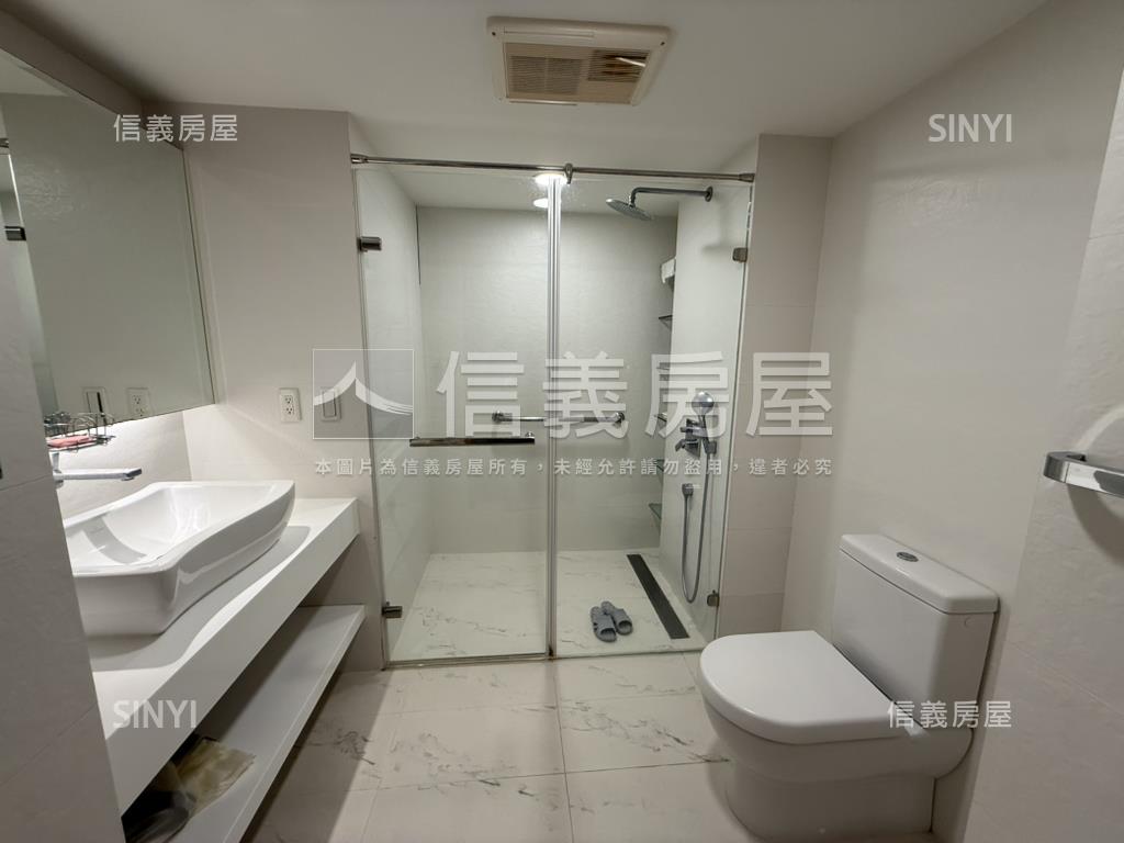 專任高樓三房雅緻凱旋門房屋室內格局與周邊環境