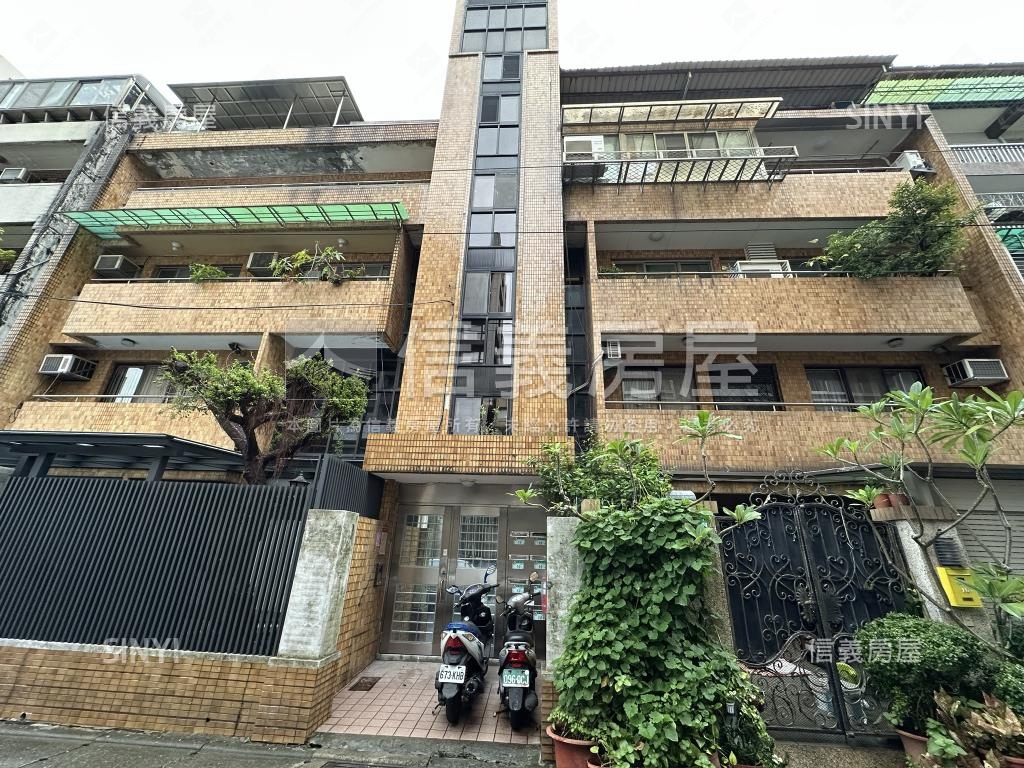 稀有克強豪大二樓房屋室內格局與周邊環境