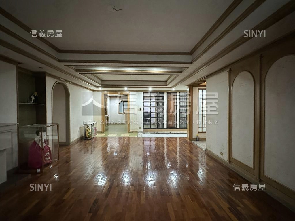 稀有克強豪大二樓房屋室內格局與周邊環境