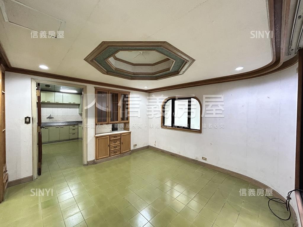 稀有克強豪大二樓房屋室內格局與周邊環境