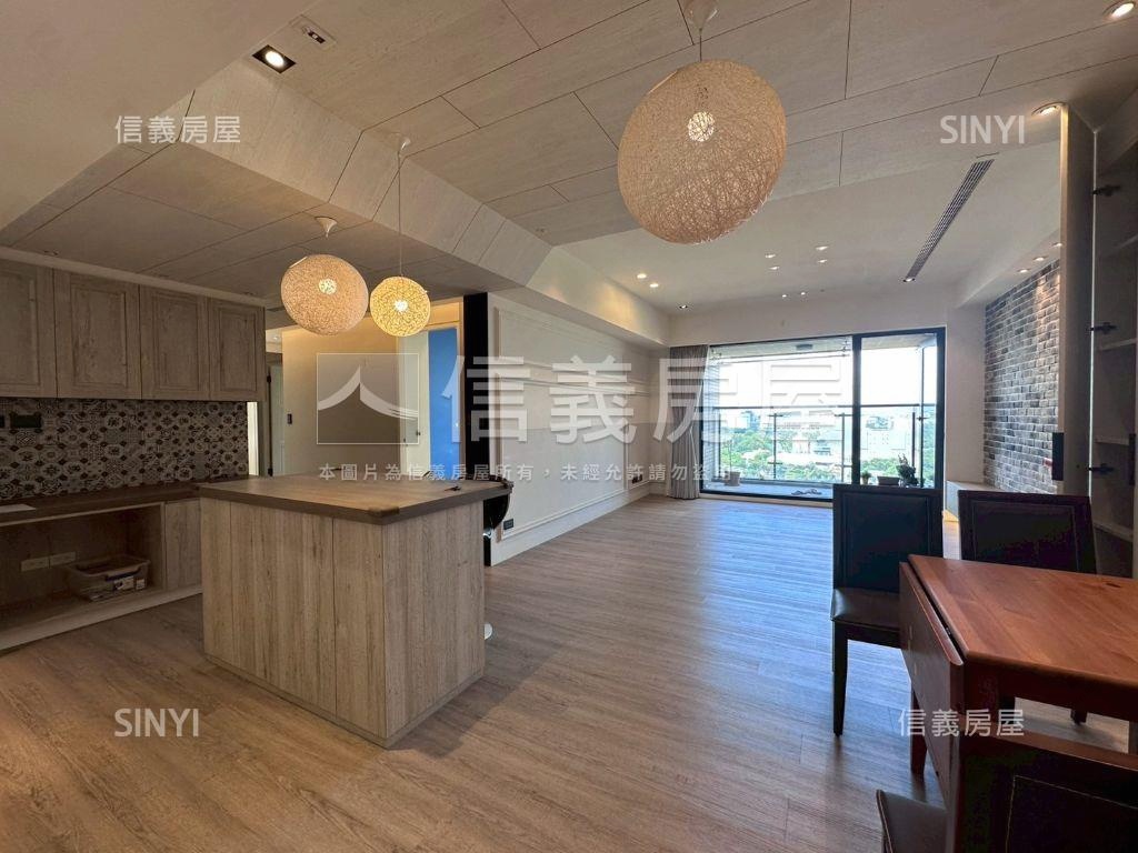 雲世紀四房高樓層視野戶房屋室內格局與周邊環境