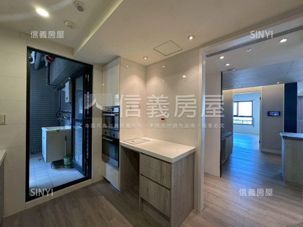 雲世紀四房高樓層視野戶房屋室內格局與周邊環境