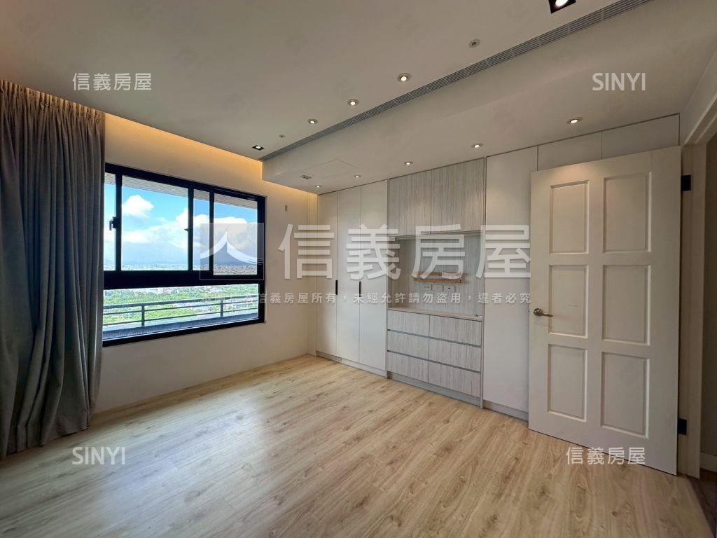 雲世紀四房高樓層視野戶房屋室內格局與周邊環境