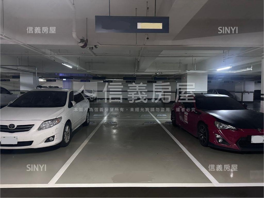 雲世紀四房高樓層視野戶房屋室內格局與周邊環境