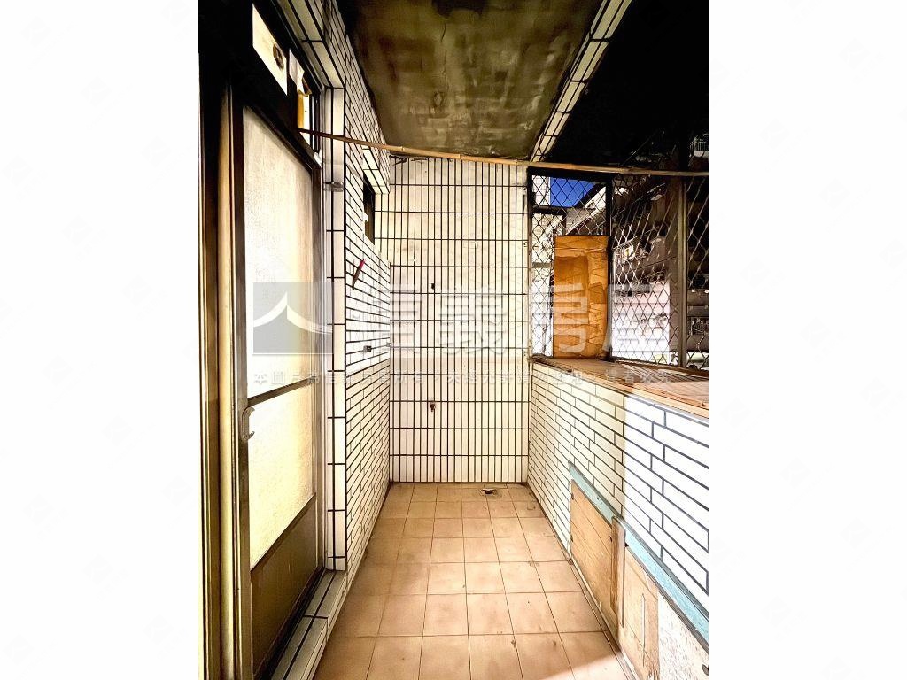 長安街二樓美寓房屋室內格局與周邊環境