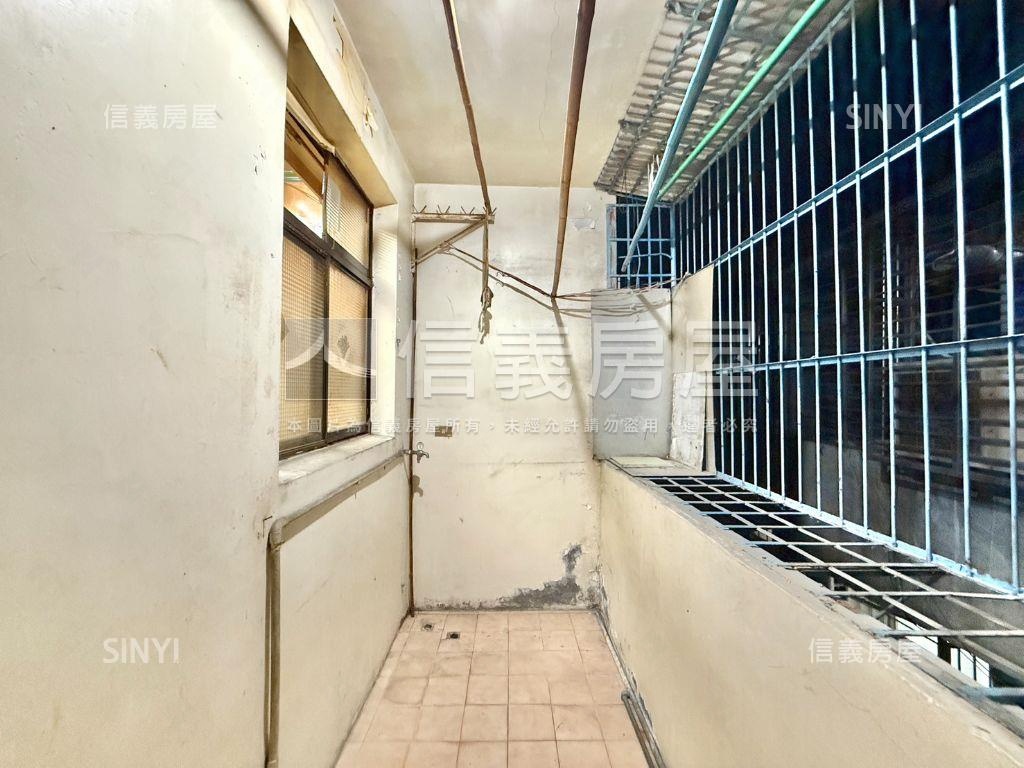 長安街二樓美寓房屋室內格局與周邊環境