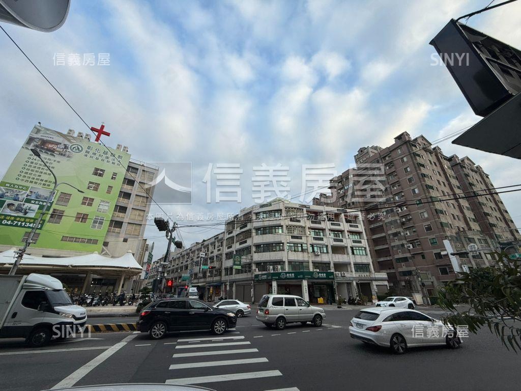 ㊣台一線燙金騎樓店面房屋室內格局與周邊環境
