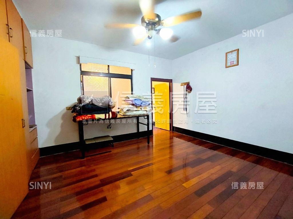 宋屋國小鄰公園美透天房屋室內格局與周邊環境