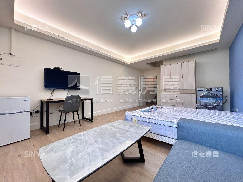 蛋黃區燙金西屯路美透套房屋室內格局與周邊環境