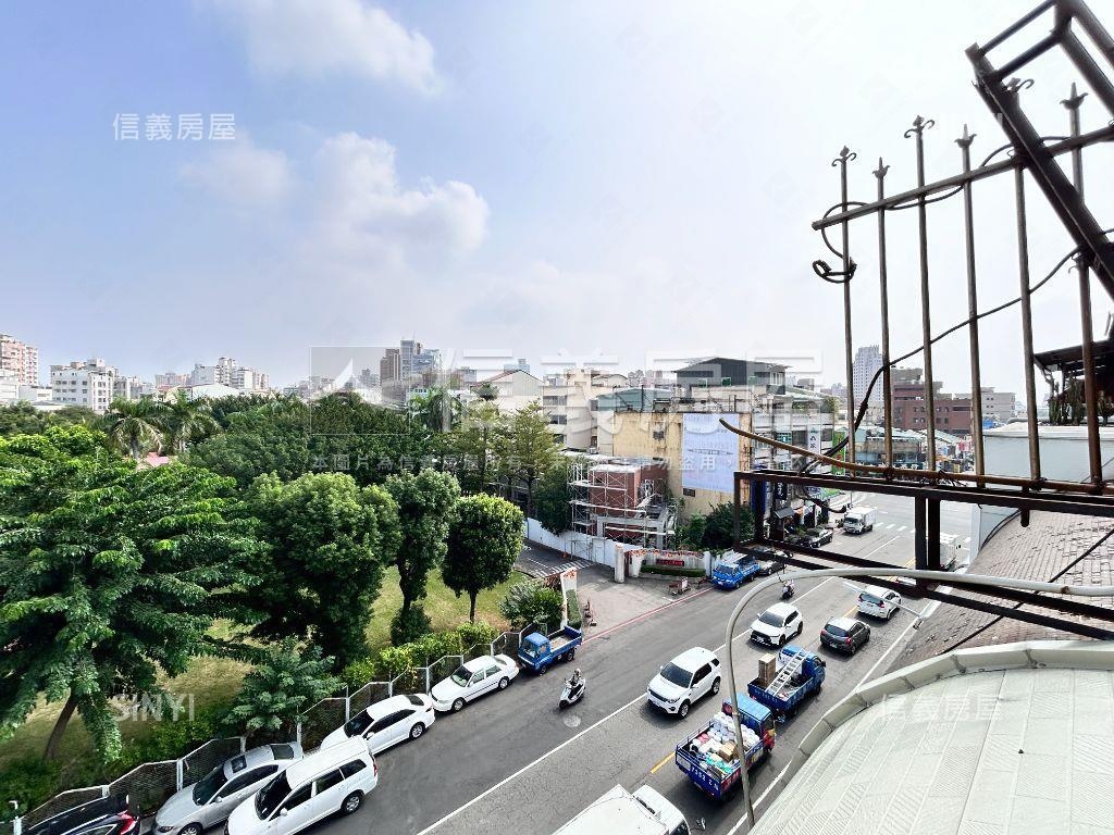 蛋黃區燙金西屯路美透套房屋室內格局與周邊環境