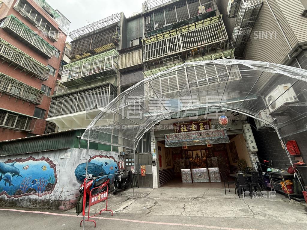 收租自用都適合。面寬一樓房屋室內格局與周邊環境