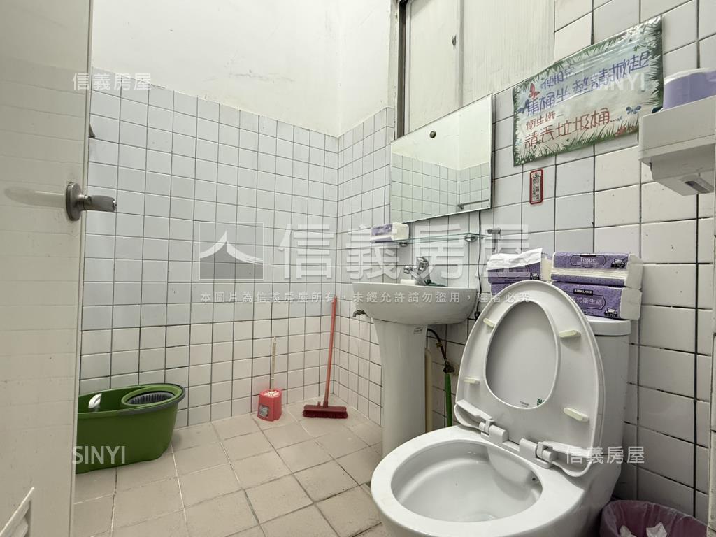 收租自用都適合。面寬一樓房屋室內格局與周邊環境