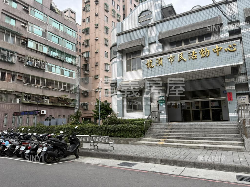 收租自用都適合。面寬一樓房屋室內格局與周邊環境