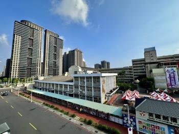 近美術館火車站透店