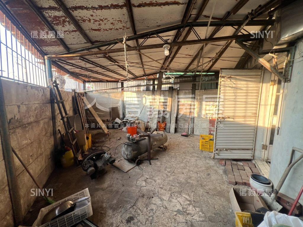 新營車站前後路店面房屋室內格局與周邊環境