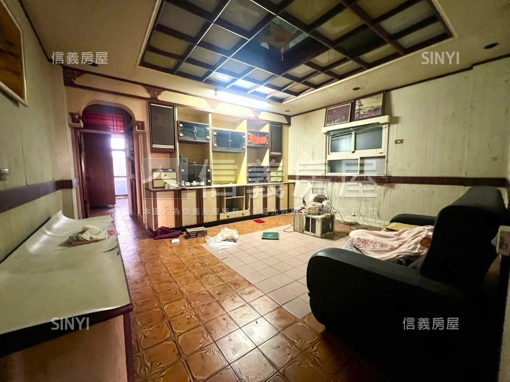 新營車站前後路店面房屋室內格局與周邊環境