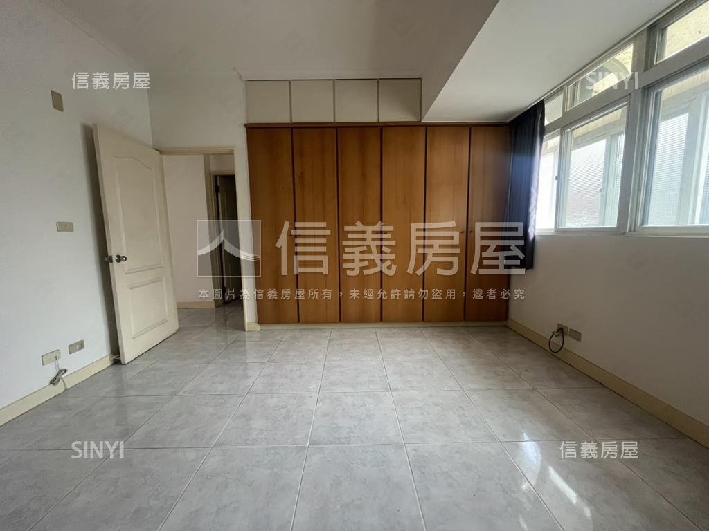 樂利景觀潛力精美宅邸房屋室內格局與周邊環境