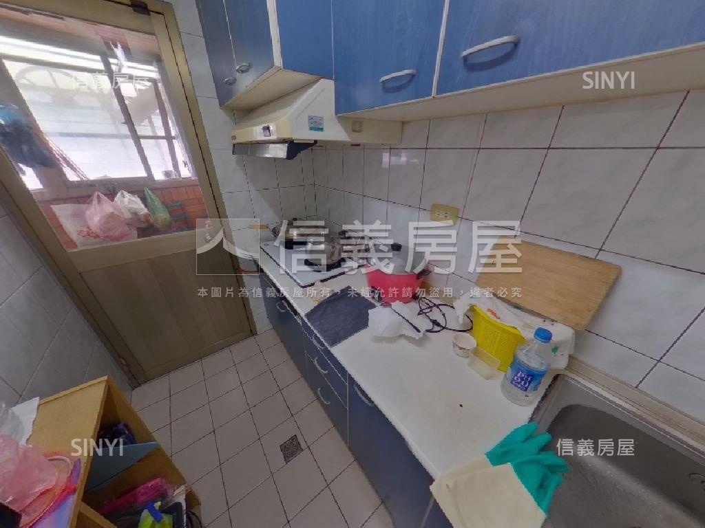 近萬大捷運現金流兩房房屋室內格局與周邊環境