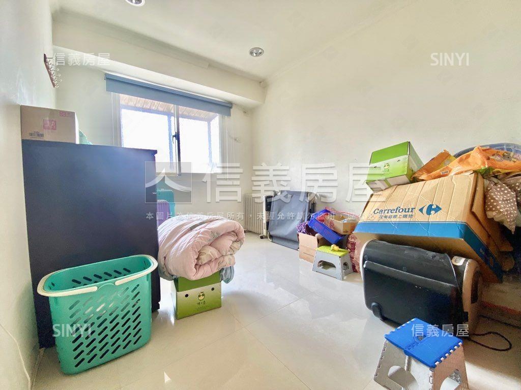 駿馬奔騰迎新年三房車位房屋室內格局與周邊環境