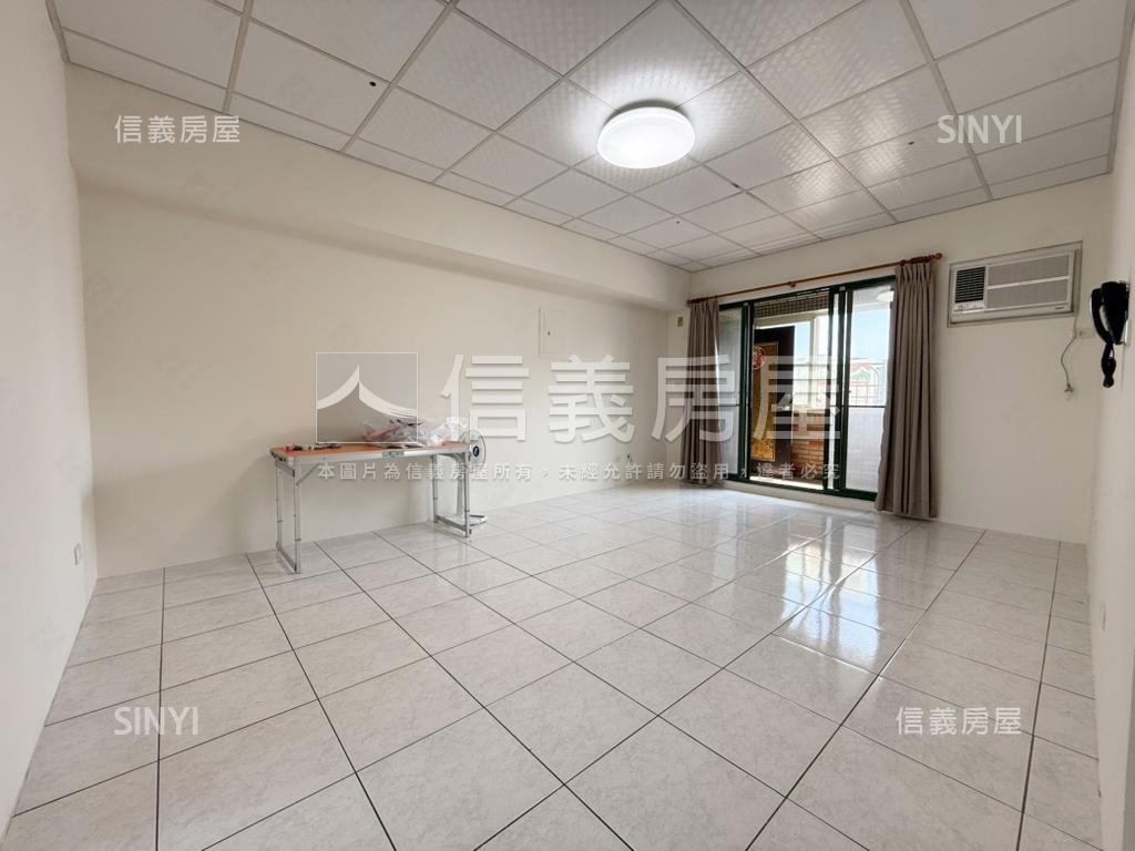 正義車站旁三房車位房屋室內格局與周邊環境