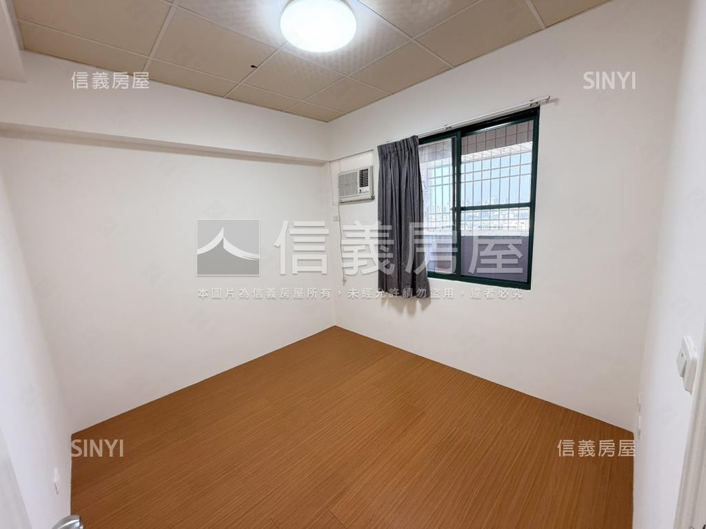 正義車站旁三房車位房屋室內格局與周邊環境