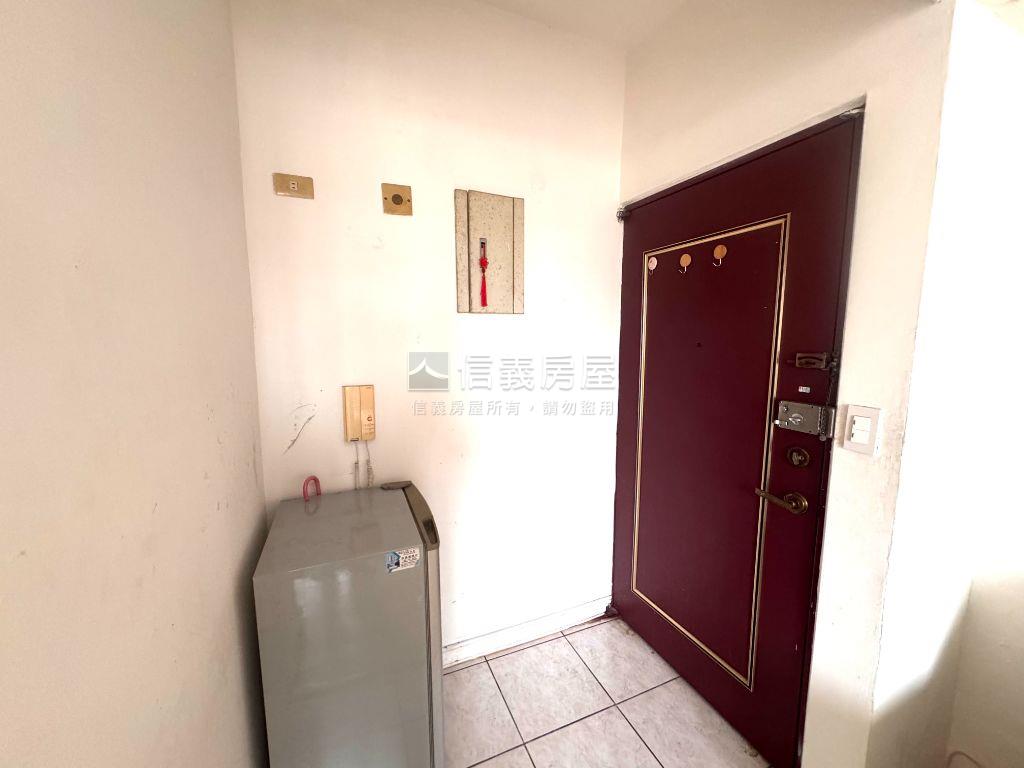 西區美套房房屋室內格局與周邊環境