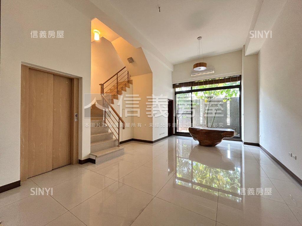 震後！面公園加建電梯別墅房屋室內格局與周邊環境