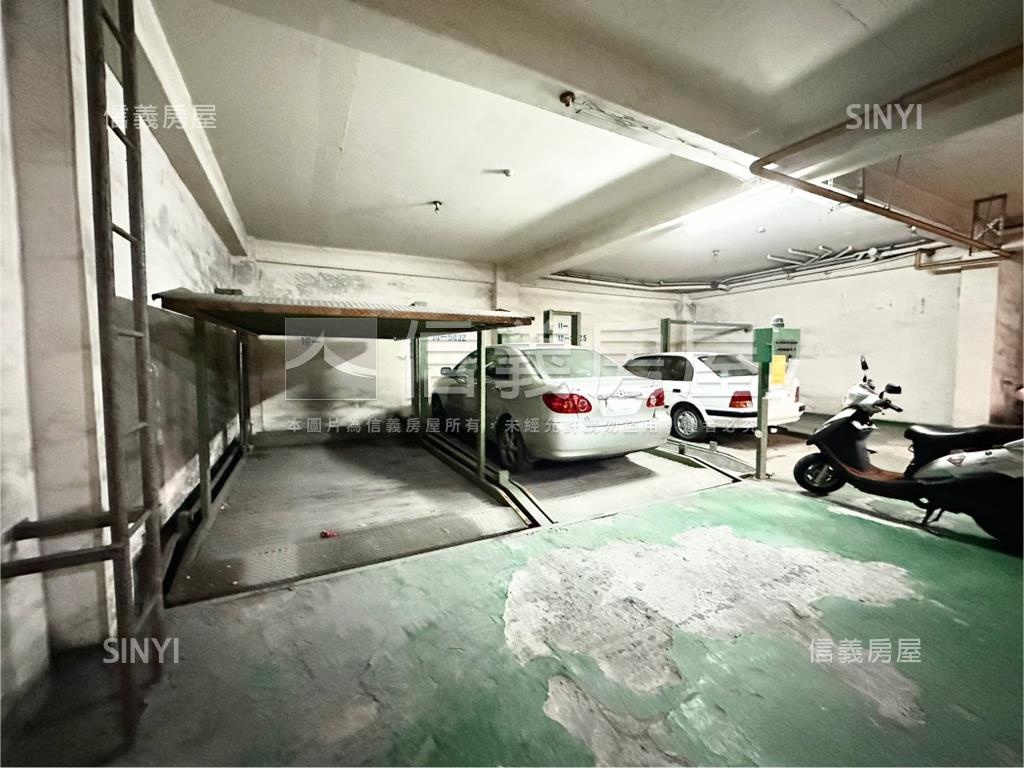 近塗城公園視野四房車位房屋室內格局與周邊環境