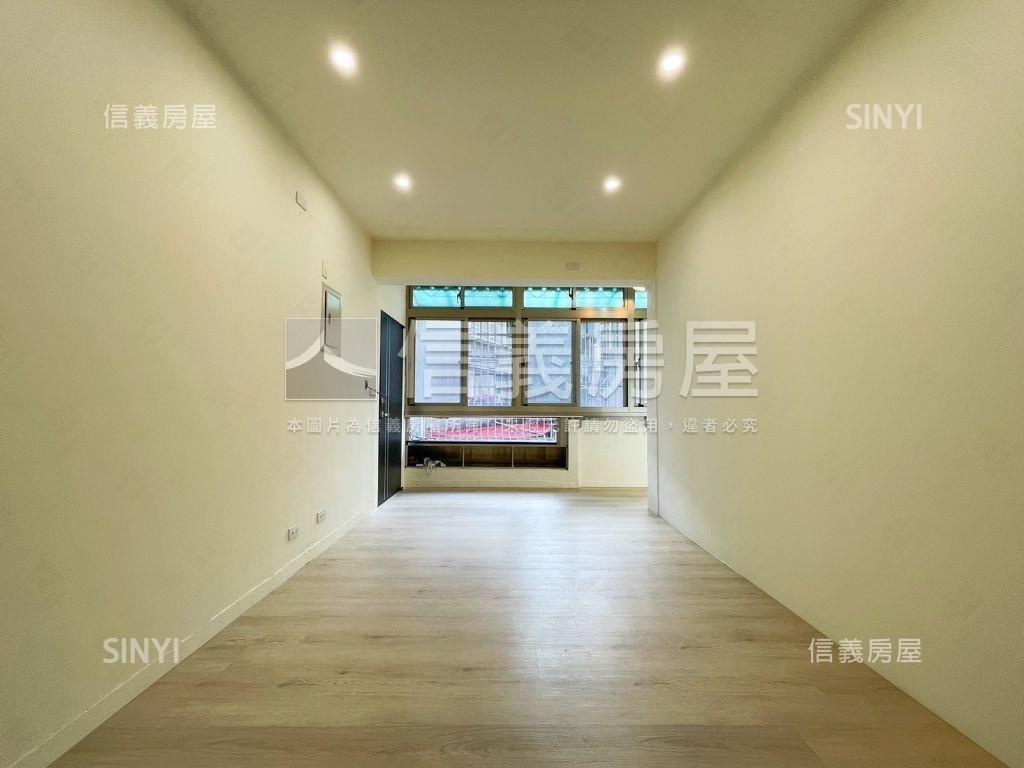 未來萬大捷運美妝２樓房屋室內格局與周邊環境