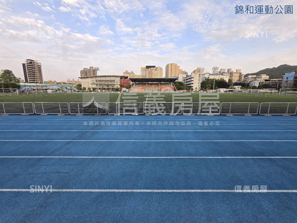 未來萬大捷運美妝２樓房屋室內格局與周邊環境